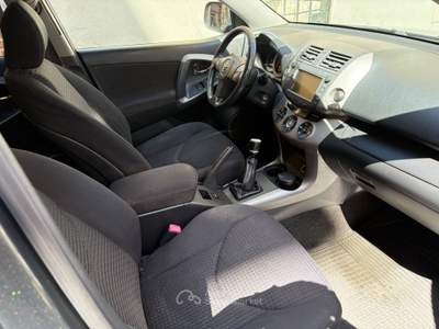 Toyota RAV4 RAV 4 RAV4 Crossover 2.2 D-4D 136 CV DPF Sol Grigio usata Roma