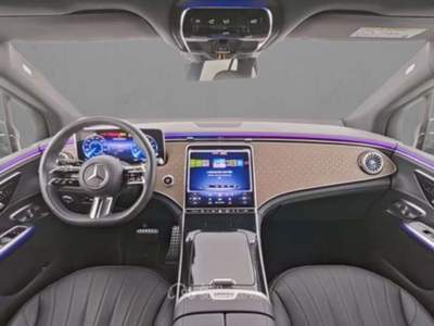 Mercedes-Benz EQE 300 AMG Line Premium Verde usata Pieve di Cento