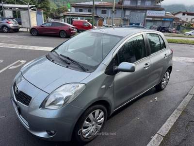 Toyota Yaris Yaris 1.4 D-4D 5 porte Sol Grigio usata Concesio