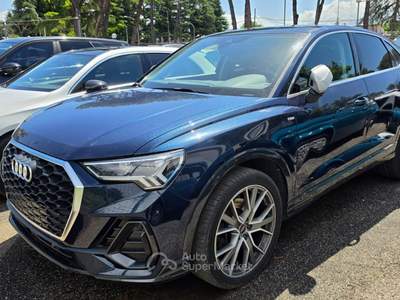 Audi Q3 s line tetto pelle gancio traino Blu/Azzurro usata Roma