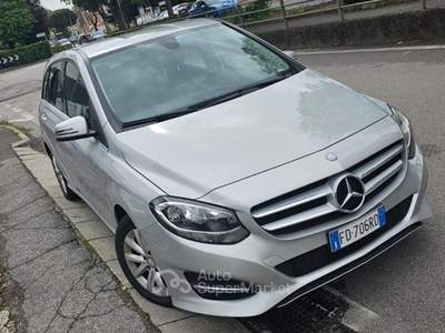 Mercedes-Benz Classe B d Automatic Business Argento usata Trebaseleghe