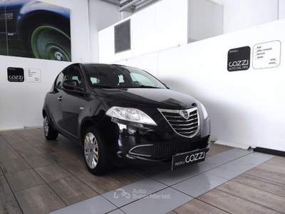 Lancia Ypsilon  - ypsilon 1.2 69 cv 5 porte silver Nero usata LEGNANO
