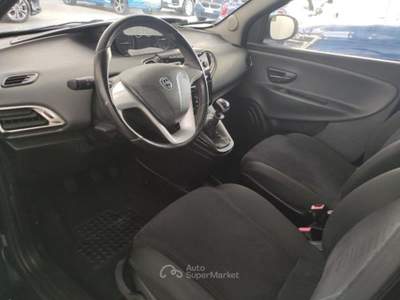 Lancia Ypsilon  - ypsilon 1.2 69 cv 5 porte silver Nero usata LEGNANO