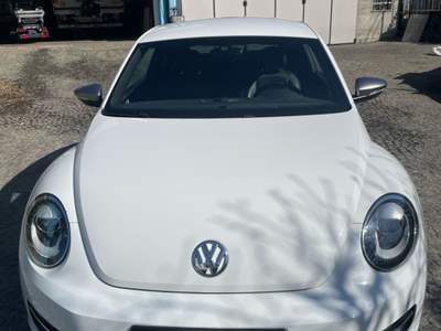Volkswagen Maggiolino 2.0 tdi dsg Bianco usata Montecrestese