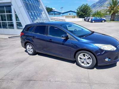 Ford Focus Business Ford Focus 1.6 TDCi 115cv SW anno 2012 Blu/Azzurro usata SAN MARTINO VALLE CAUDINA
