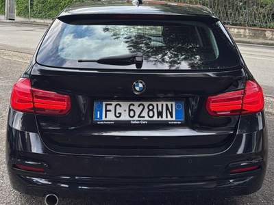 BMW Serie 3 318d Vettura famigliare ma anche sportiva Nero usata Sant'Omero