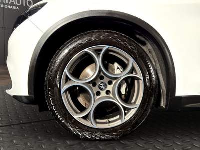 Alfa Romeo Stelvio 2.2 Turbodiesel 160 CV AT8 RWD Sprint Bianco usata Bastia Umbra