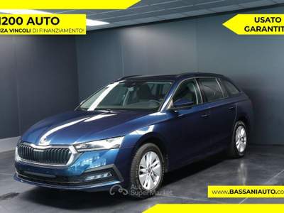 Skoda Octavia 2.0 TDI 116CV DSG Wagon Executive Blu/Azzurro usata Arsiè