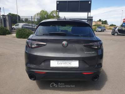 Alfa Romeo Stelvio 2.2 Turbodiesel 160 CV AT8 RWD Grigio usata Taranto