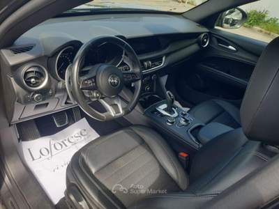 Alfa Romeo Stelvio 2.2 Turbodiesel 160 CV AT8 RWD Grigio usata Taranto