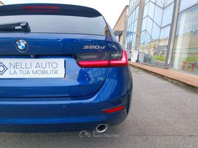 BMW Serie 3 320d d 48V Touring Business Advantage Blu/Azzurro usata Castelfranco di Sotto
