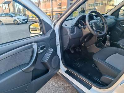 Dacia Duster 1.6 115CV Start&Stop 4x2 GPL Lauréate Bianco usata Castelfranco di Sotto
