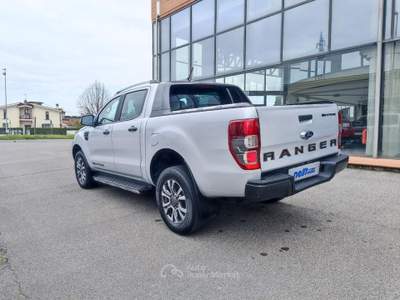 Ford Ranger 2.0 ECOBLUE aut. 213 CV DC Wildtrak 5 posti Argento usata Castelfranco di Sotto