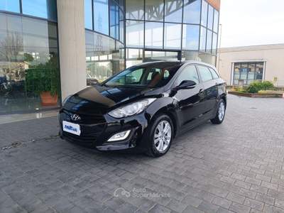 Hyundai i30 Wagon 1.6 CRDi Comfort Nero usata Castelfranco di Sotto