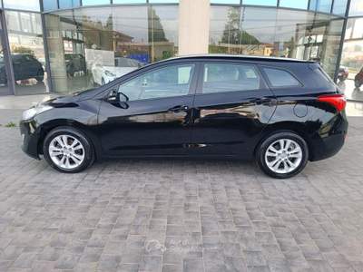 Hyundai i30 Wagon 1.6 CRDi Comfort Nero usata Castelfranco di Sotto