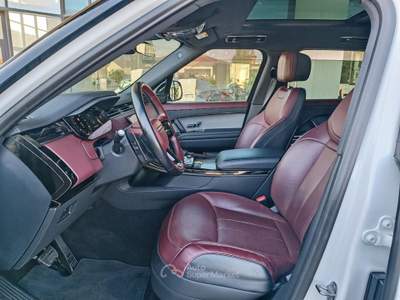 Land Rover Range Rover Sport 3.0D l6 300 CV Dynamic SE Bianco usata Castelfranco di Sotto