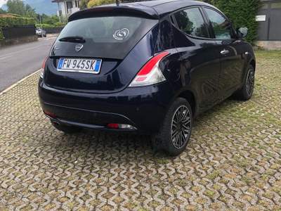 Lancia Ypsilon NEOPATENTATI Blu/Azzurro usata Manerba del Garda