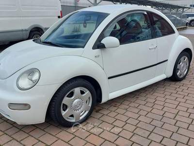 Volkswagen New Beetle 1.9 TDI  90  Cv   Marciante Bianco usata Civitella in Val di Chiana