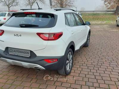 Kia Stonic 1.2 DPI Style Aziendale Italia 50.000 KM Bianco usata Civitella in Val di Chiana