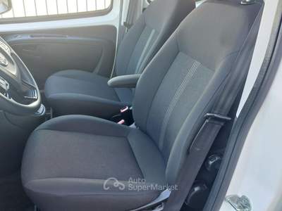 Fiat QUBO 1.4 8V 77 CV Easy Nat. Power Az Italia 50.000 Km Bianco usata Civitella in Val di Chiana