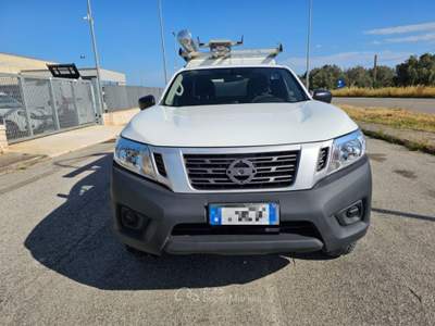 Nissan Navara 2.3 dCi 4WD King Cab Visia ALLESTITO OFFICINA MOBI Bianco usata Maruggio