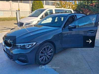 BMW Serie 3 Gran Turismo 335iA BMW 330e xDrive Touring M-Sport: L'Ibrida Perfetta per Roma! Grigio usata ROMA