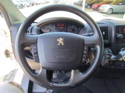 Peugeot Boxer 2.0 BlueHDi 130CV H2 L2 Bianco usata San Salvatore Telesino
