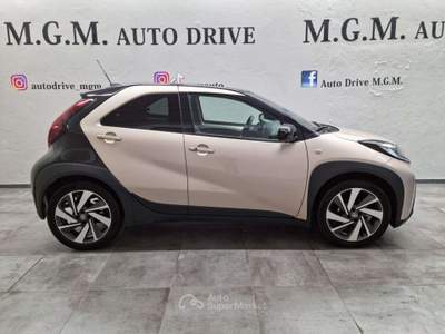 Toyota Aygo X 1.0 VVT-i 72 CV 5 porte Lounge S-CVT usata Erba