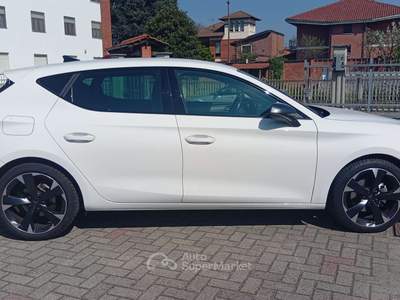 Cupra Leon Leon  1.5 tsi 150cv ACT km 29000 pack performance Bianco usata Carignano