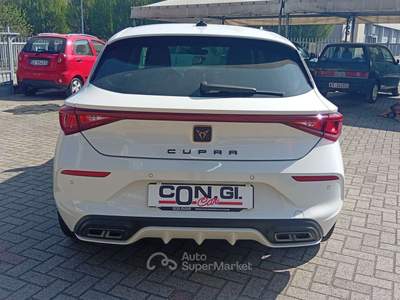 Cupra Leon Leon  1.5 tsi 150cv ACT km 29000 pack performance Bianco usata Carignano