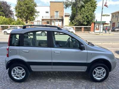 Fiat Panda Panda 1.3 mjt 16v Climbing 4x4 Argento usata Ferrara