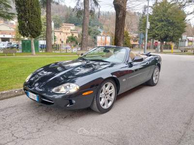 Jaguar XK XK8 Cabriolet Nero usata Sant'Angelo in Vado