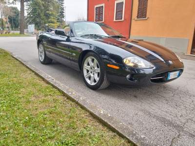 Jaguar XK XK8 Cabriolet Nero usata Sant'Angelo in Vado
