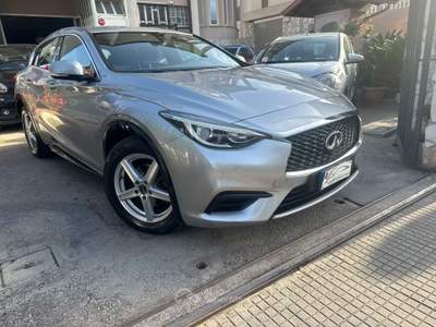 Infiniti Q30 Premium Grigio usata CURTI