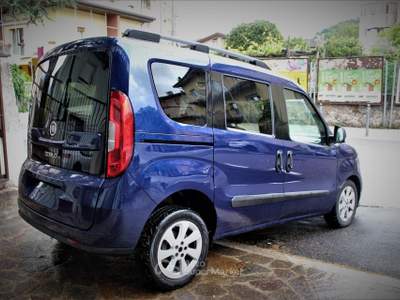 Fiat Doblò Doblo Doblò 1.6 MJT 16V 105CV Lounge Blu/Azzurro usata Lavis