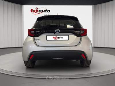 Toyota Yaris Yaris 1.5h Trend Argento usata Bra