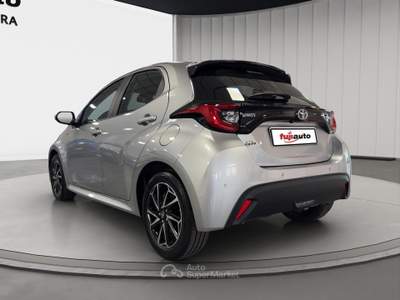 Toyota Yaris Yaris 1.5h Trend Argento usata Bra