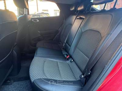 Kia XCeed 1.0 t-gdi High Tech Gpl 117cv TAGLIANDI UFFICIALI Rosso usata Erba