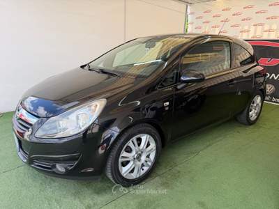 Opel Corsa 1.2 BENZINA 85CV Nero usata Giugliano