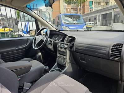 Opel Zafira Zafira 1.8 16v Elegance  7POSTI Grigio usata Torino