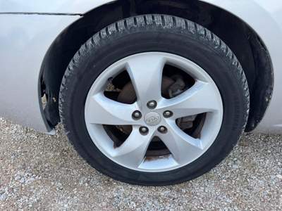 Kia Carens VGT EX Class per Export Argento usata Rimini