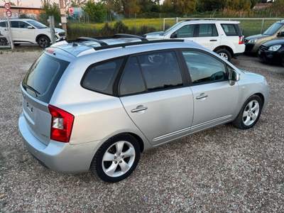 Kia Carens VGT EX Class per Export Argento usata Rimini