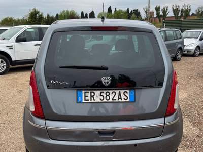 Lancia Musa 8V Ecochic GPL Gold Grigio usata Rimini