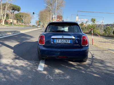 MINI Clubman 1.5 Cooper D Business XL Cambio Automatico Blu/Azzurro usata Roma