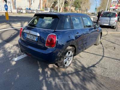 MINI Clubman 1.5 Cooper D Business XL Cambio Automatico Blu/Azzurro usata Roma