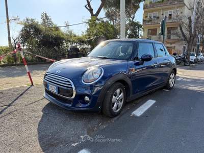 MINI Clubman 1.5 Cooper D Business XL Cambio Automatico Blu/Azzurro usata Roma