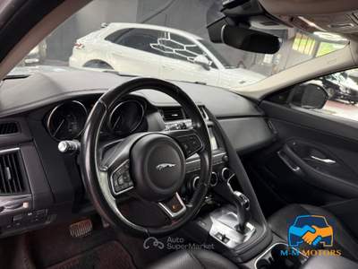 Jaguar E-Pace 2.0d i4 R-Dynamic S awd 180cv auto my19 Grigio usata Sassuolo