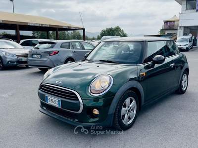 MINI Clubman 1.2 One Oro usata Massarosa