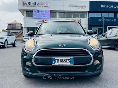 MINI Clubman 1.2 One Oro usata Massarosa