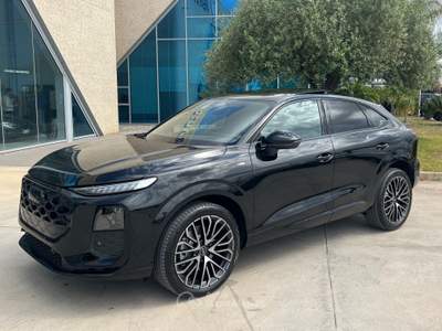 Audi Q3 Spb 2.0 S line Possibilità noleggio no scoring Nero usata Gela
